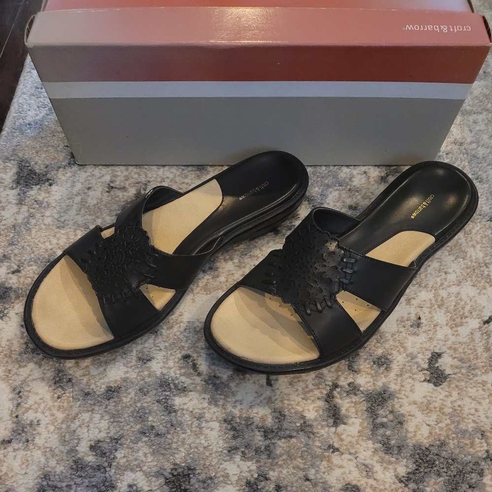 Croft and Barrow Black Sandals